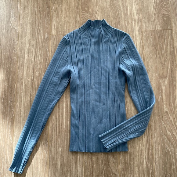 Veronica Beard Women’s Vinny Ribbed Mock Neck Top in Oxford Blue Sz L - Picture 4 of 9